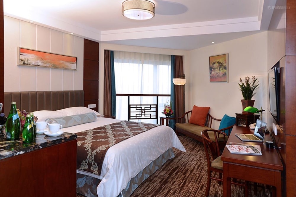Business King Room photo 1