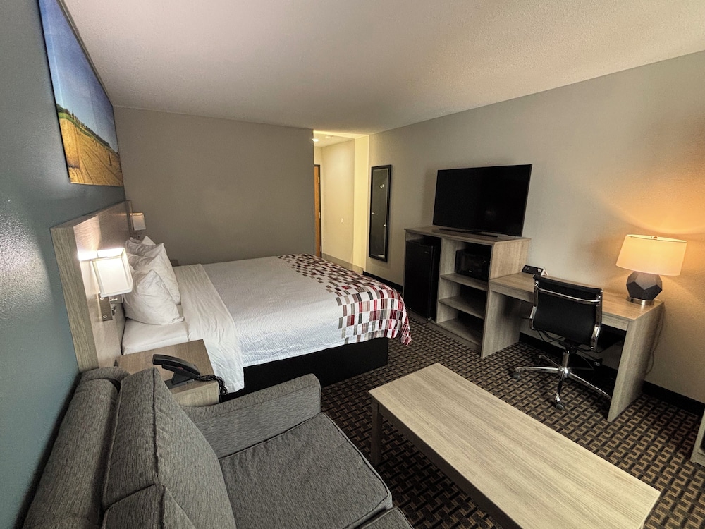 Superior Room, 1 King Bed, Non Smoking - Photo 1