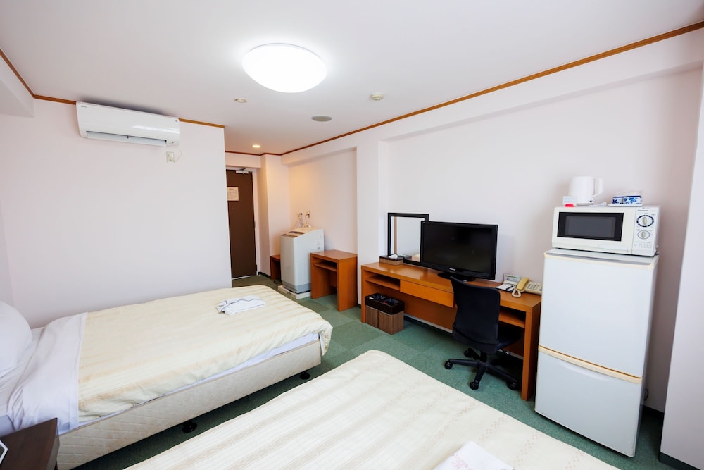 Twin Room, Non Smoking photo 3