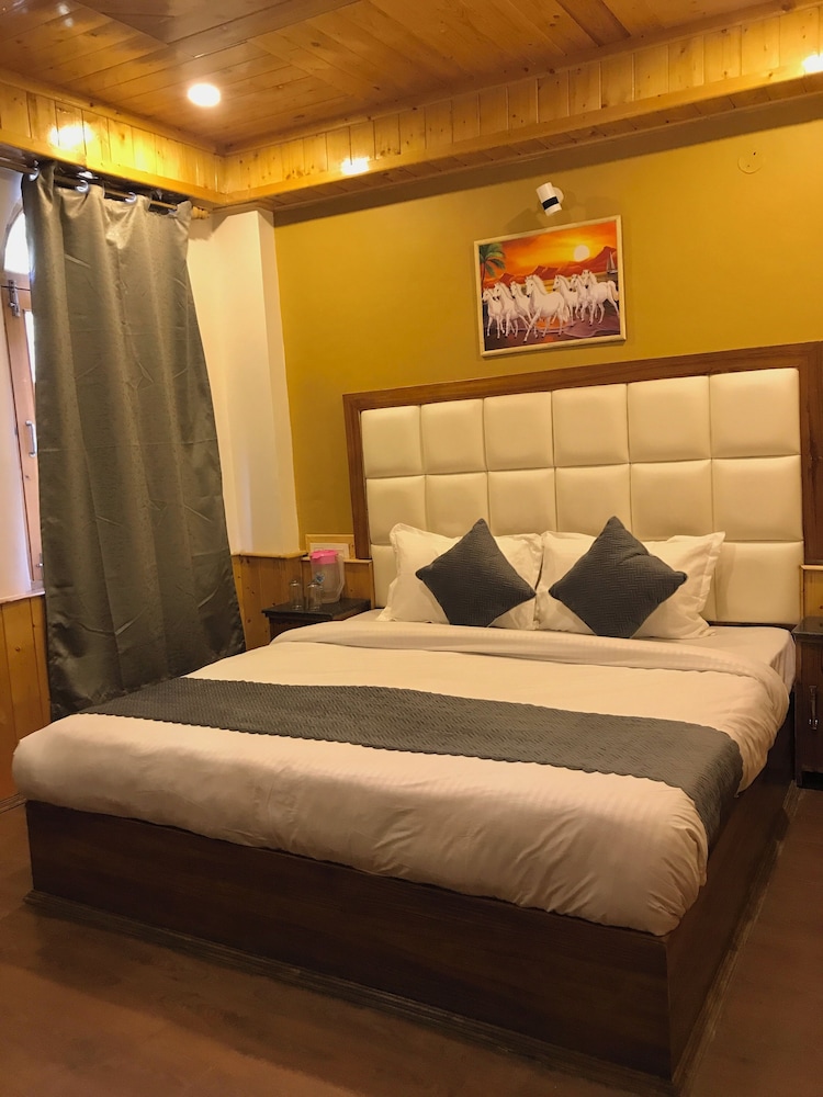 Royal Double Room, River View