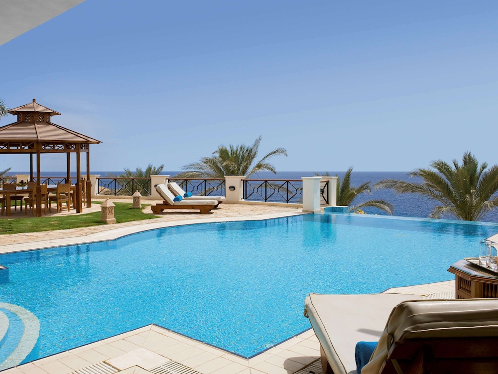 Villa, 2 Double Beds, Garden View photo 3