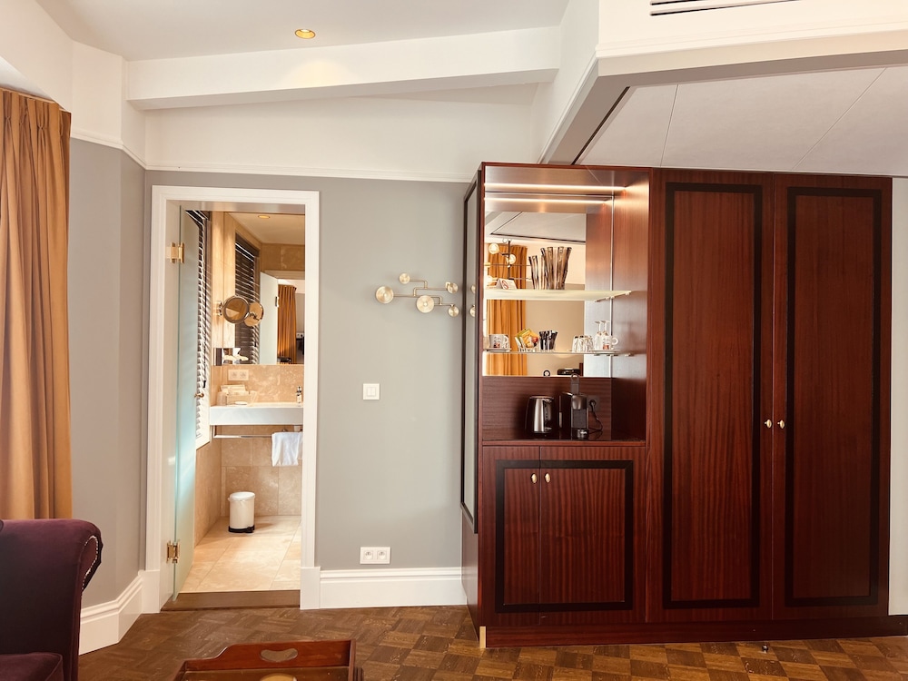 Superior Double Room (Prestige) - Photo 18