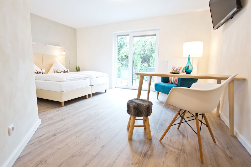 Comfort Twin Room, 1 Double Bed, Accessible, Garden View