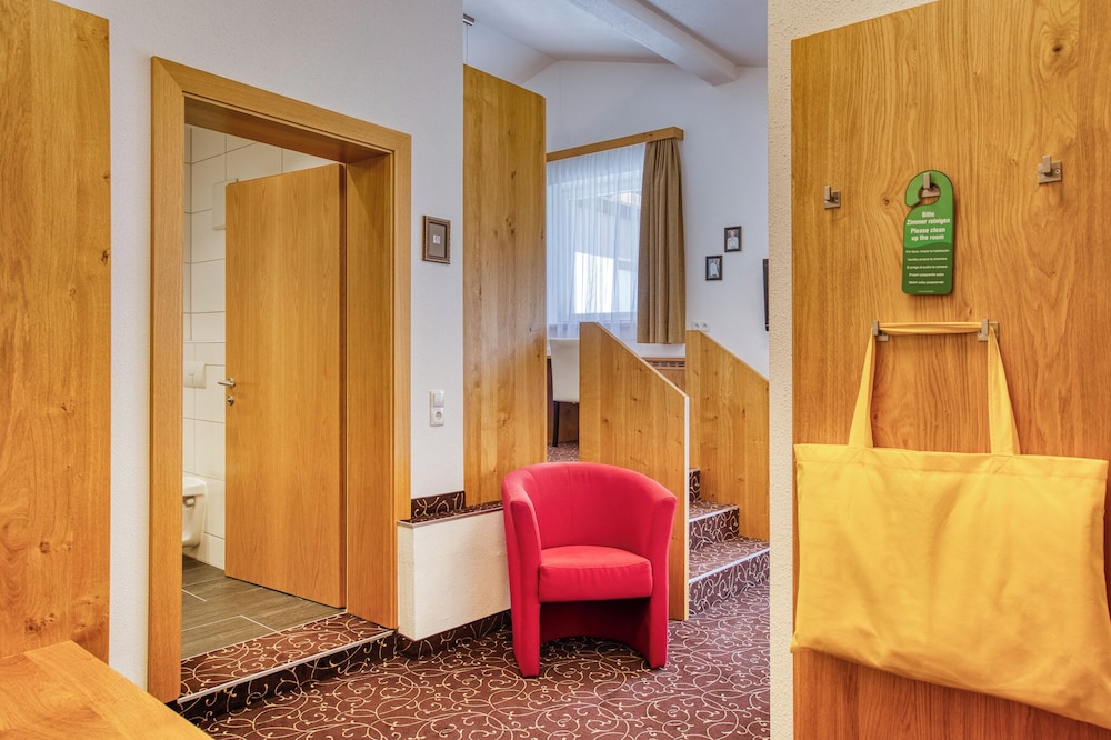 Comfort Suite, Balcony photo 3
