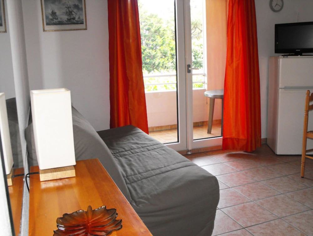 One Bedroom Apartment for 4 persons Golf View photo 2