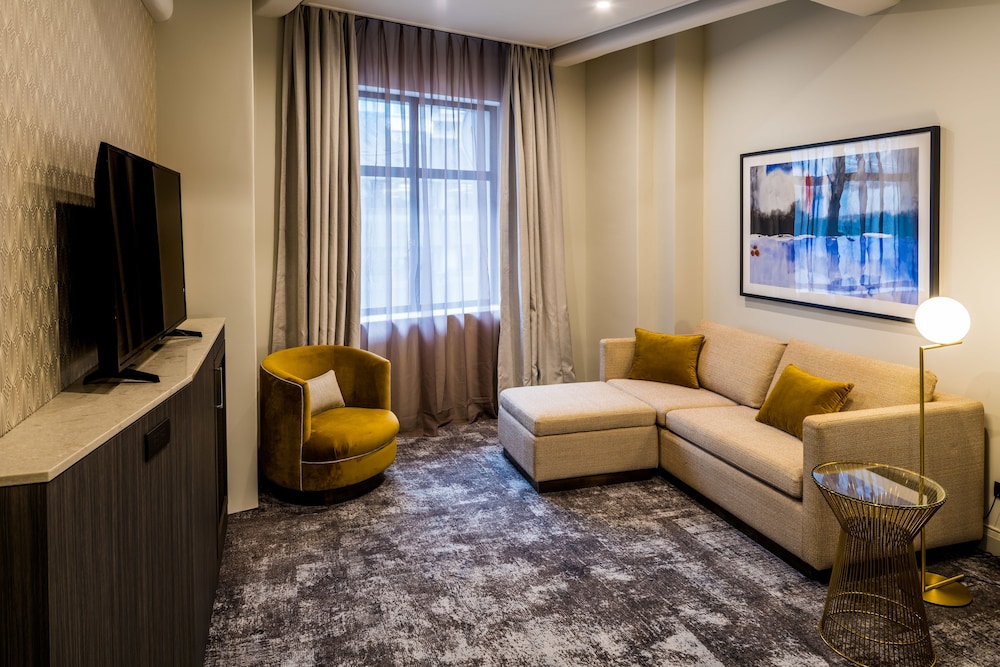 Available room