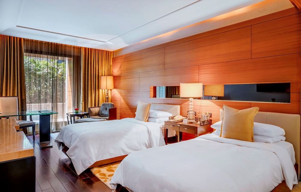 Deluxe Room, 2 Twin Beds - Photo 1