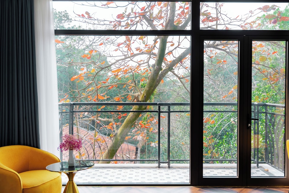 Deluxe Double or Twin Room, Balcony, Garden View photo 3