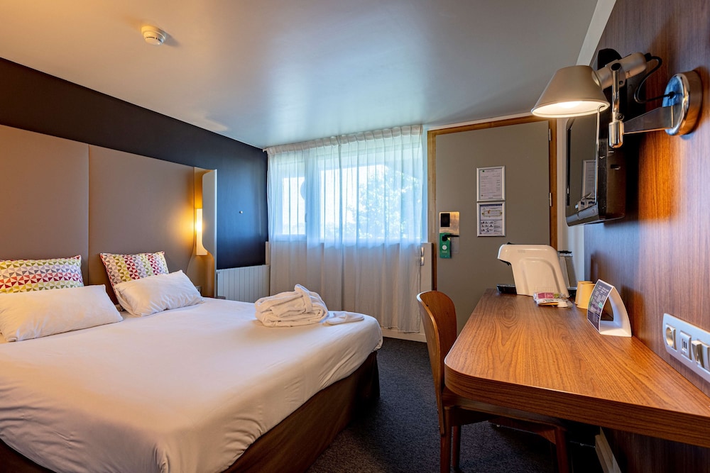 Standard Room, 1 Double Bed - Photo 5