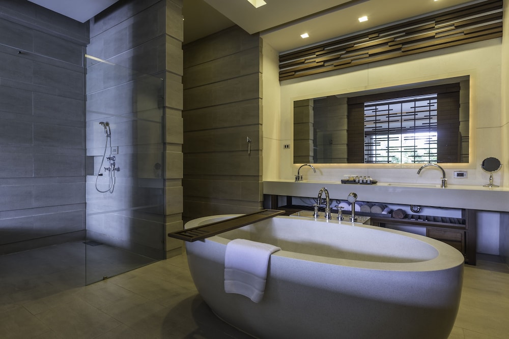 Deluxe sky pool suite - Photo 8