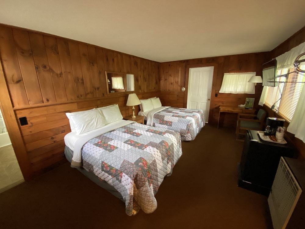 Cabin, 2 Double Beds