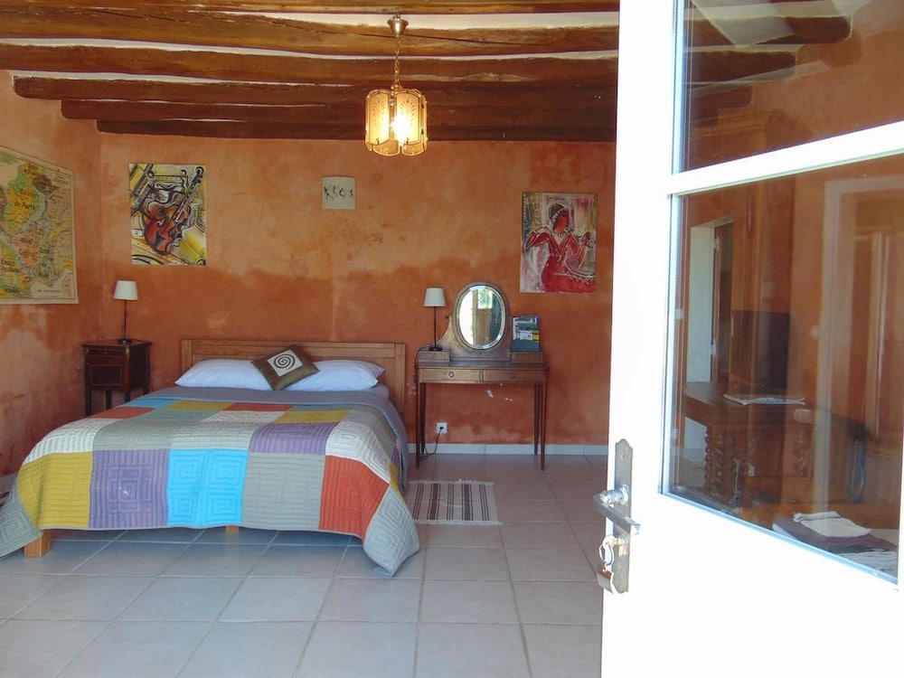 Suite photo 1