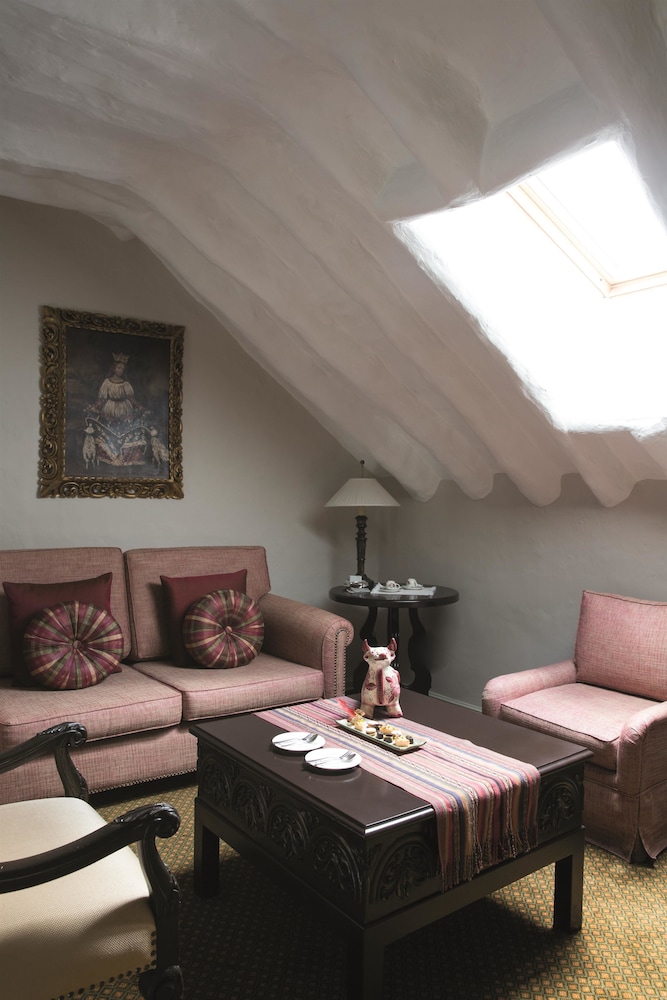 Junior Suite (Deluxe - with Oxygen) - Photo 7