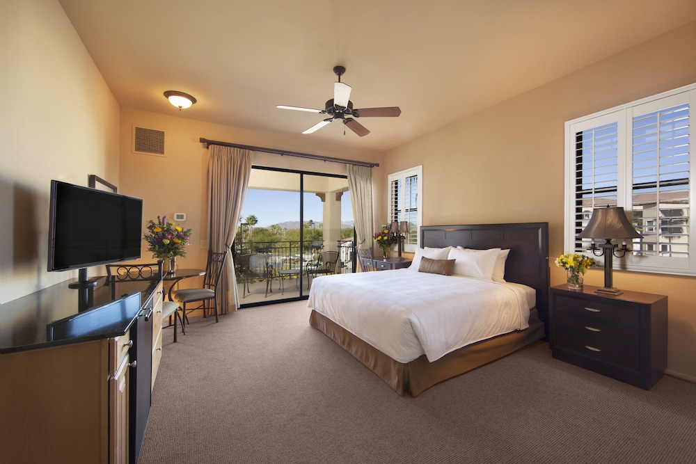 Standard Room, 1 King Bed, Non Smoking - Photo 1
