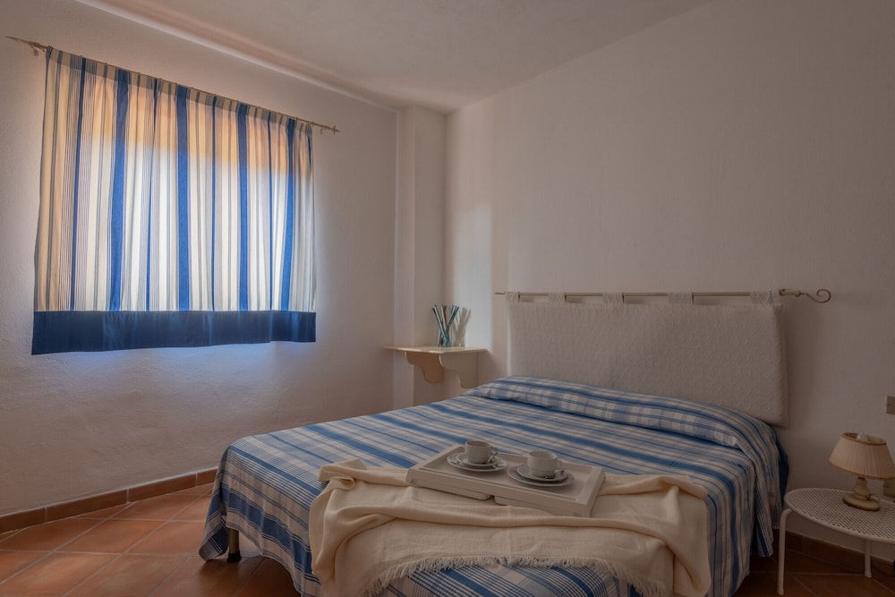Standard Apartment, Multiple Bedrooms (Baia De Bahas Bilo VM 500m From The) photo 2