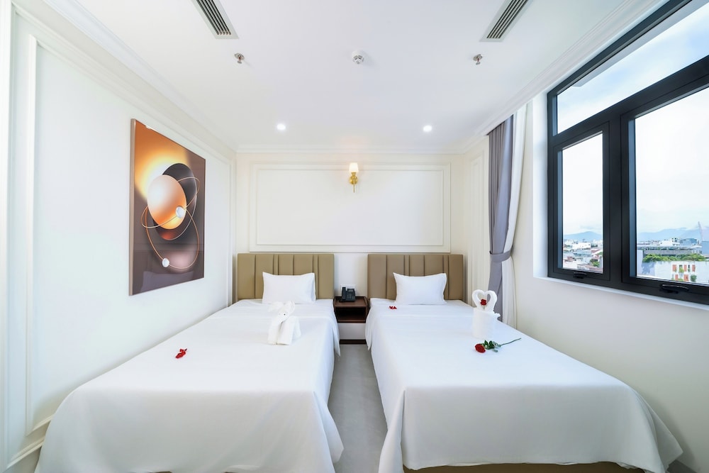 Deluxe Twin Room photo 2