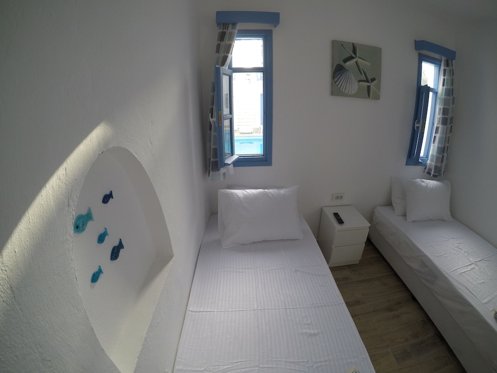 Standard Twin Room, 2 Twin Beds - Photo 4