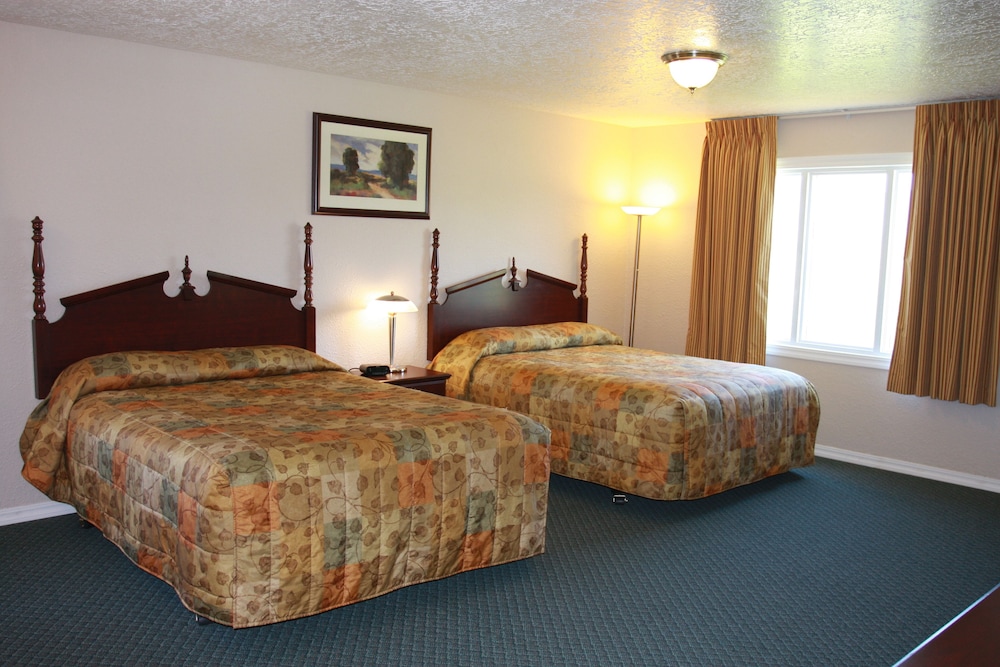 Standard Room (No Pets Allowed) photo 1