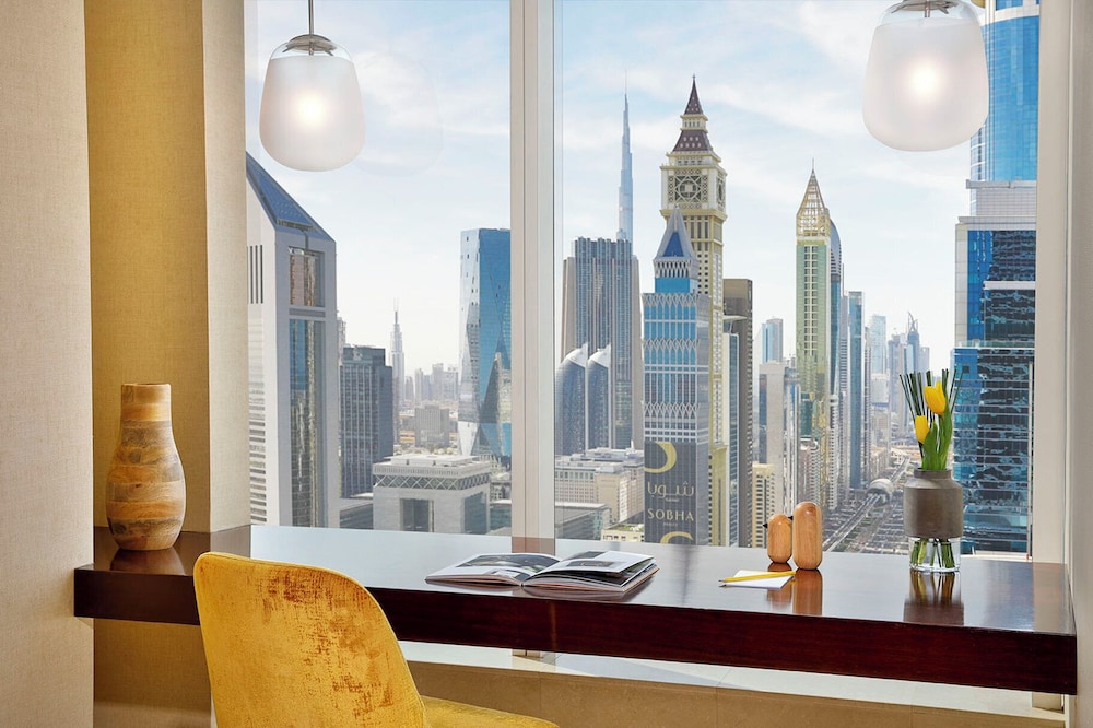 Suite, 1 Bedroom (Ambassador)
