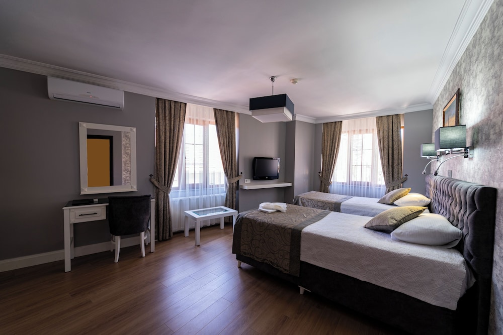 Standard Twin Room photo 2
