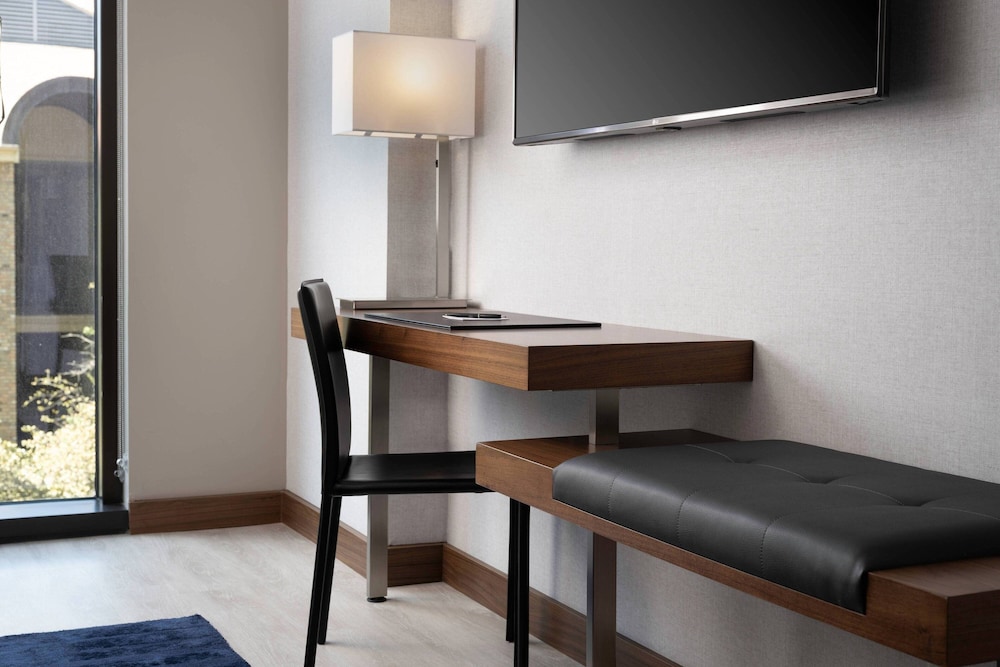 Room, 2 Queen Beds (Hearing Accessible) - Photo 2