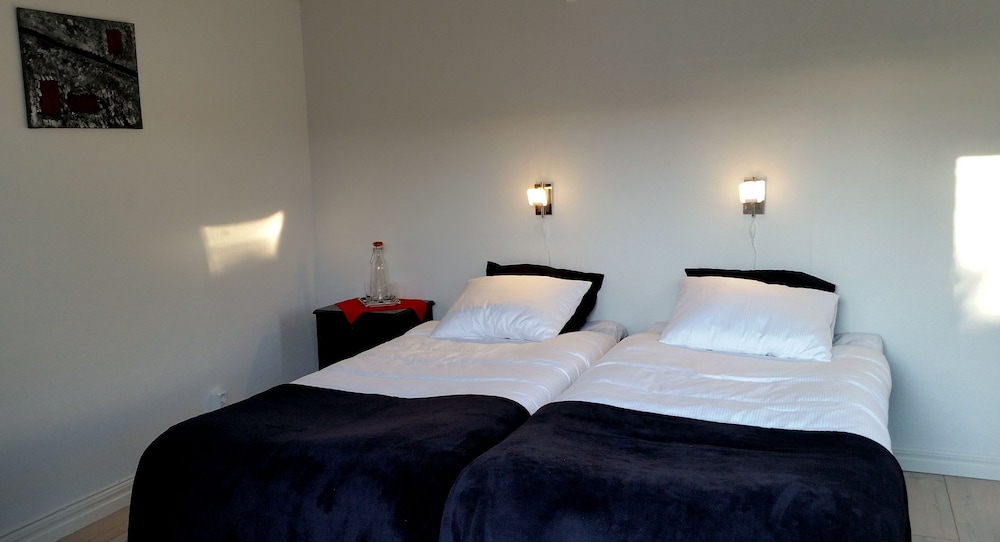 Twin Room, Shared Bathroom (Tranan) photo 1