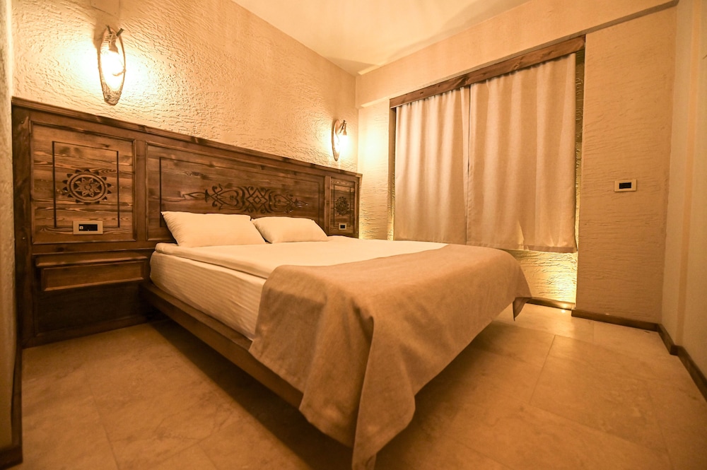 Comfort Suite - Photo 1