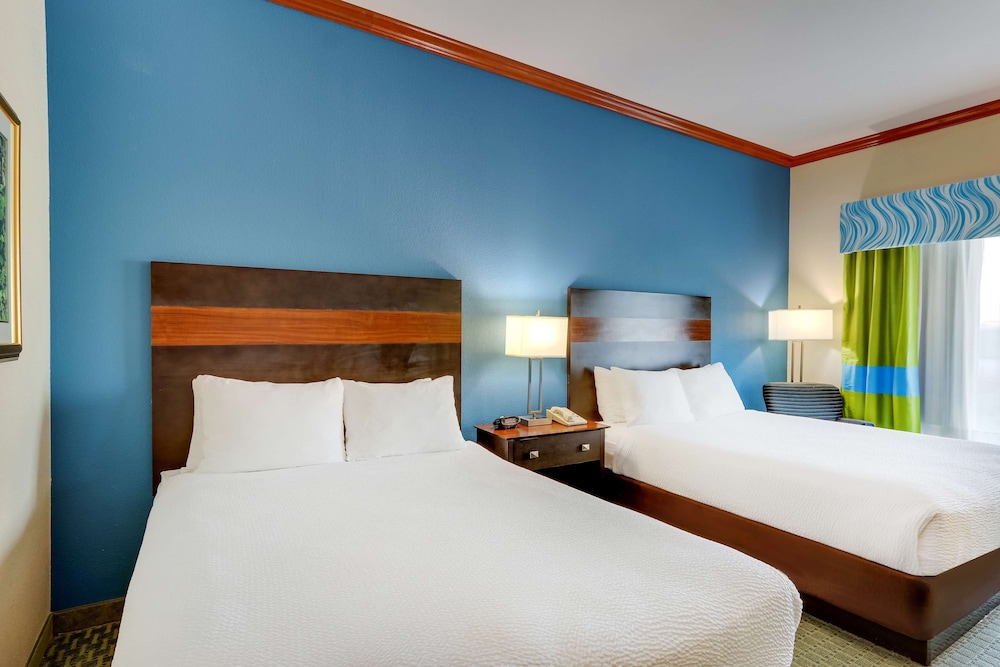 Standard Room, 2 Queen Beds, Accessible, Non Smoking (Walk-In Shower) - Photo 1