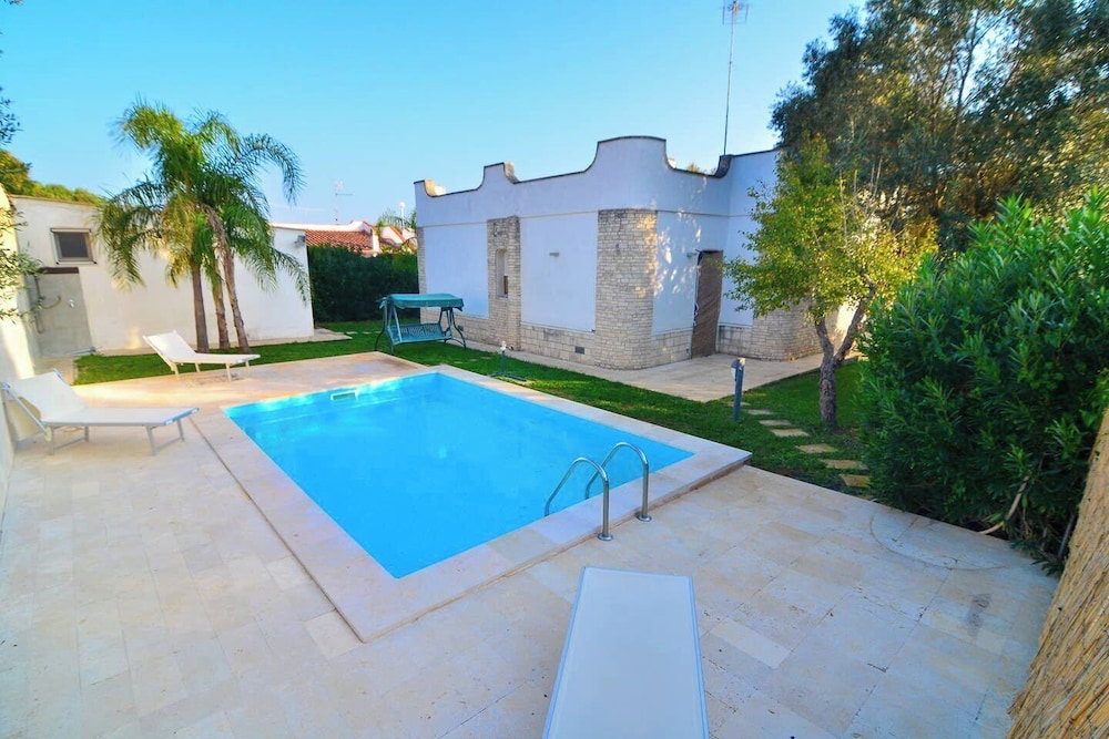 Luxury Villa, 4 Bedrooms, Private Pool