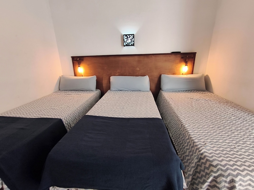 Basic Triple Room
