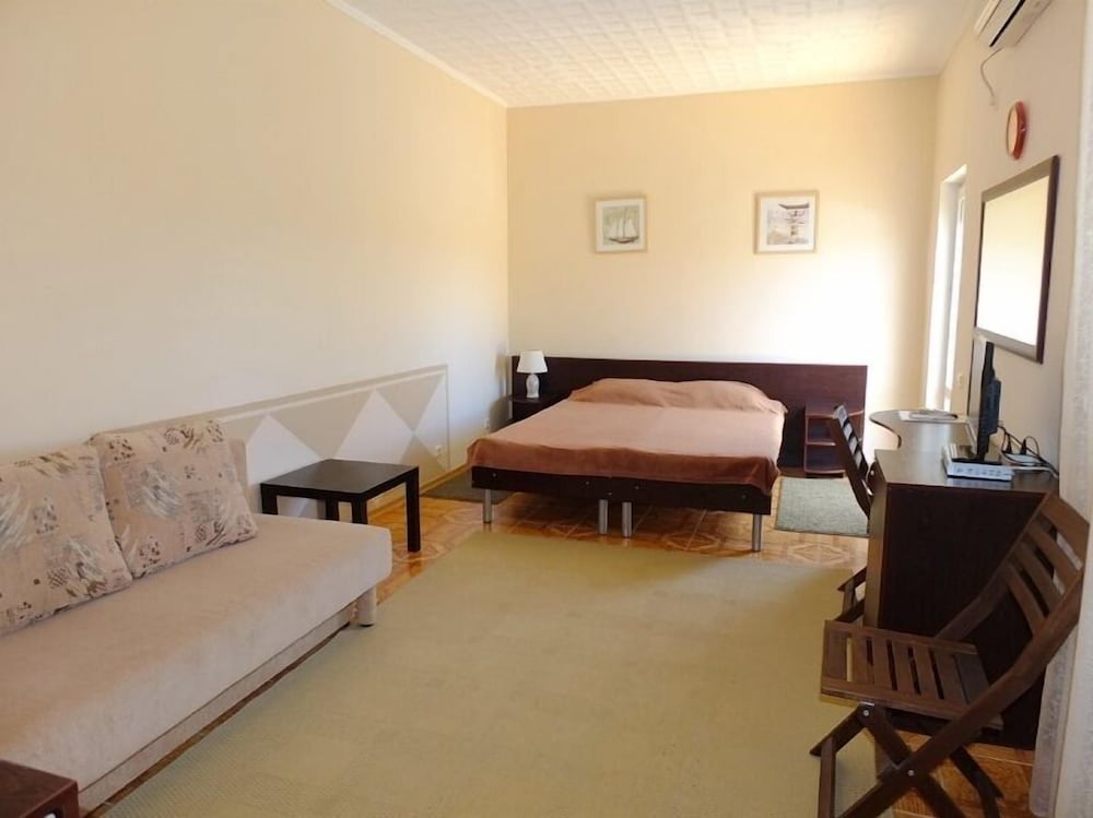 Standard Triple Room photo 1