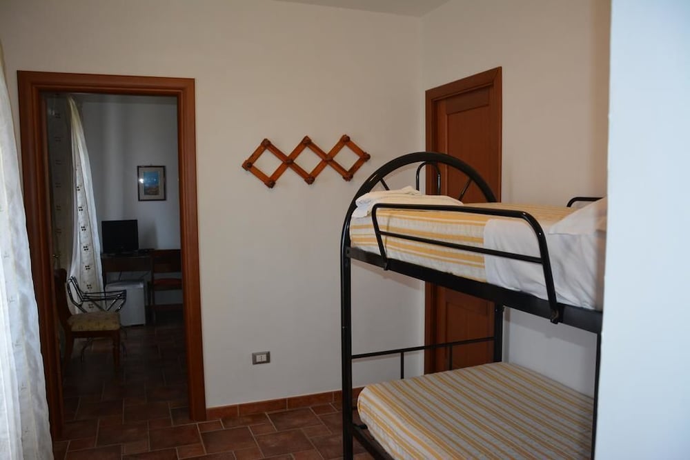 Quadruple Room photo 3