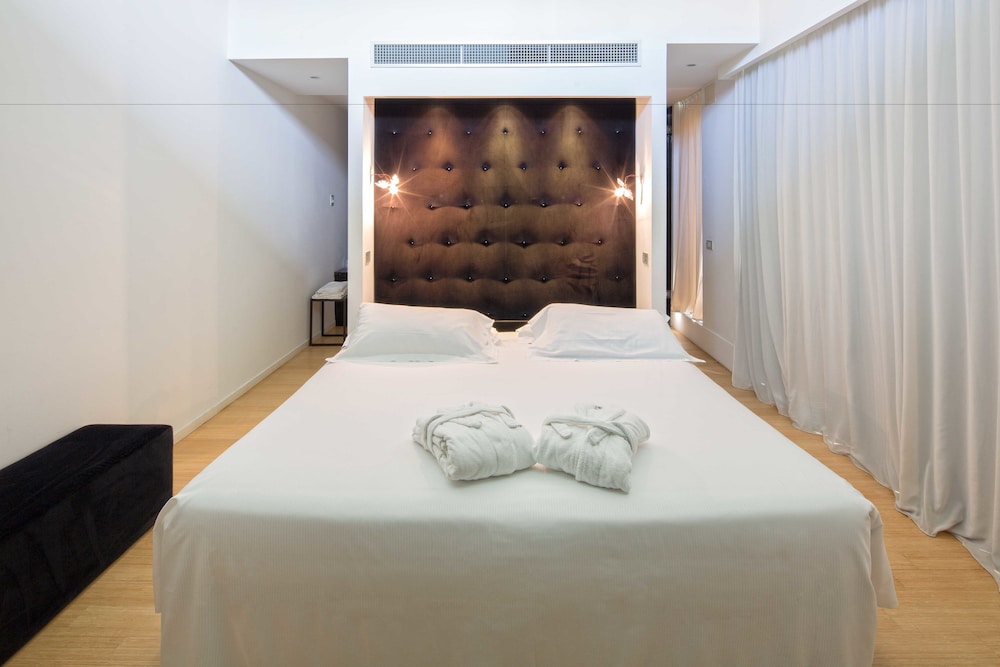 Villa photo 3
