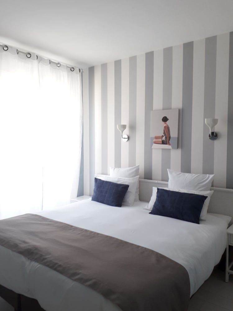 Double Room with city view photo 3