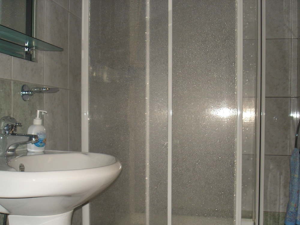 Superior Double Or Twin Room, Private Bathroom photo 3