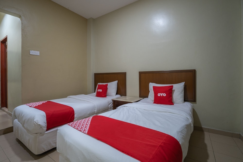 Deluxe Twin Room photo 2