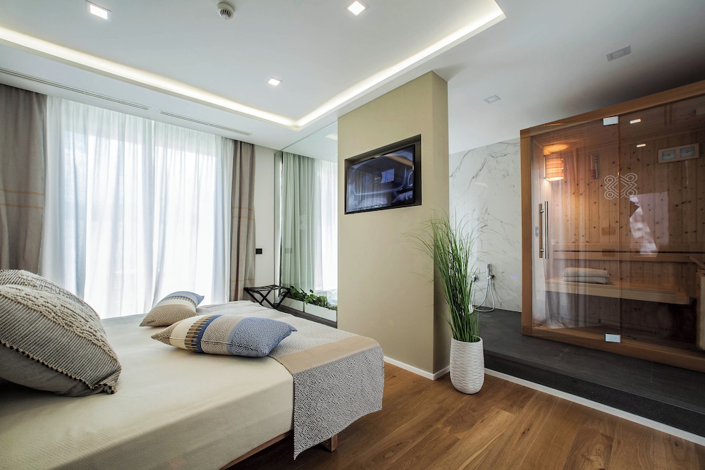 Luxury Suite, Sea Facing
