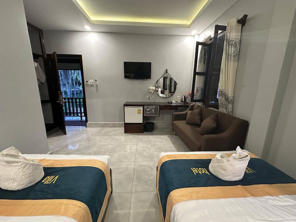 Deluxe Twin Room photo 2