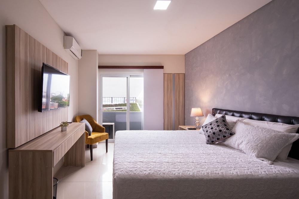 Deluxe Room, 1 Bedroom photo 1