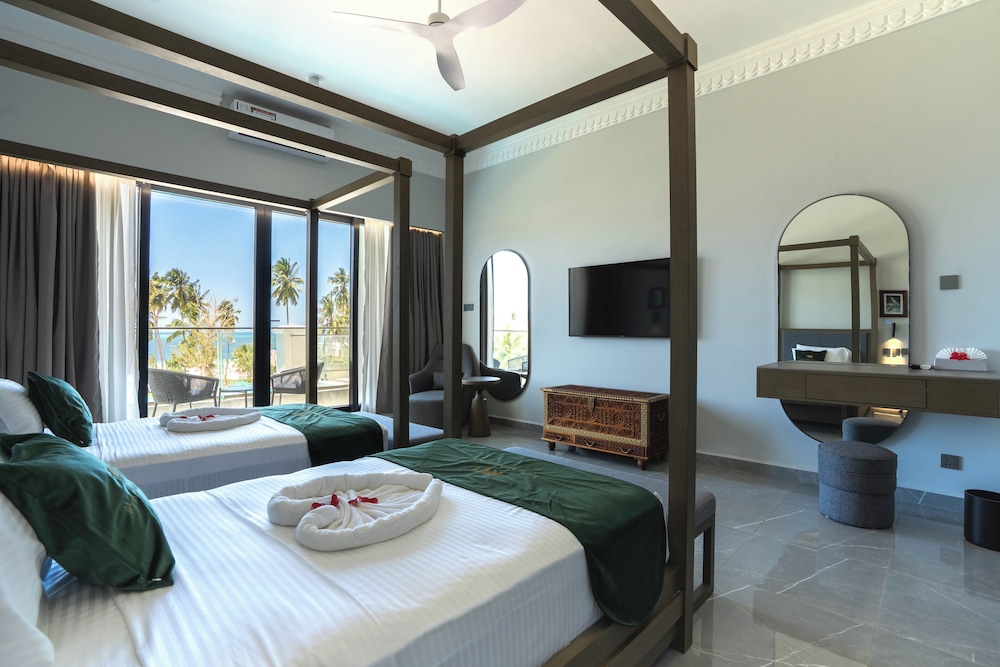 Twin Room, Balcony, Sea View photo 3