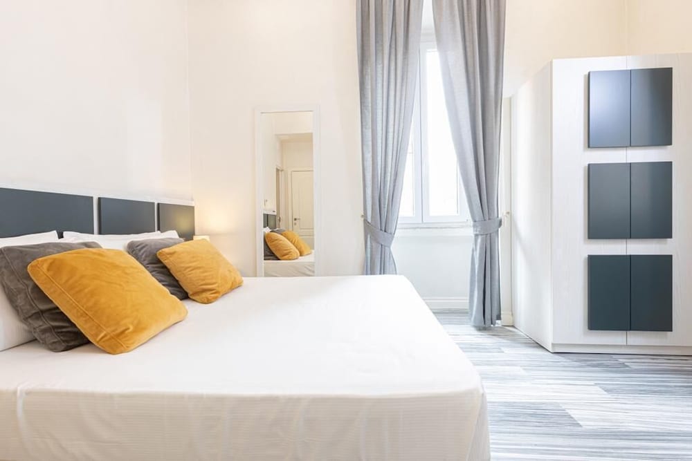 Standard Triple Room (Via Del Corso 43) photo 3