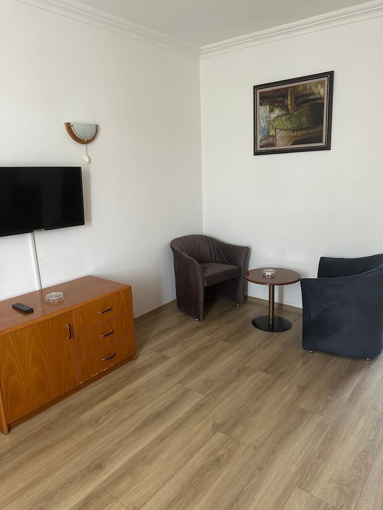 Family Room, Balcony, Sea View photo 3