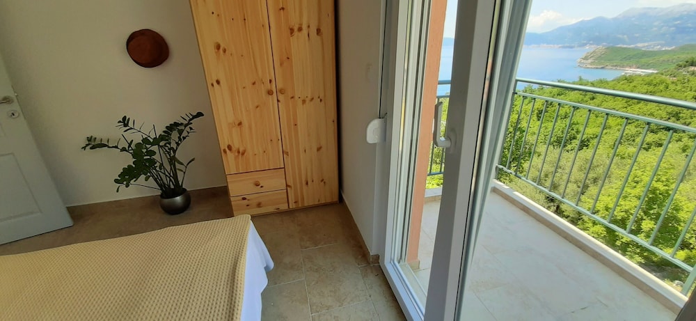 Panoramic Penthouse photo 2