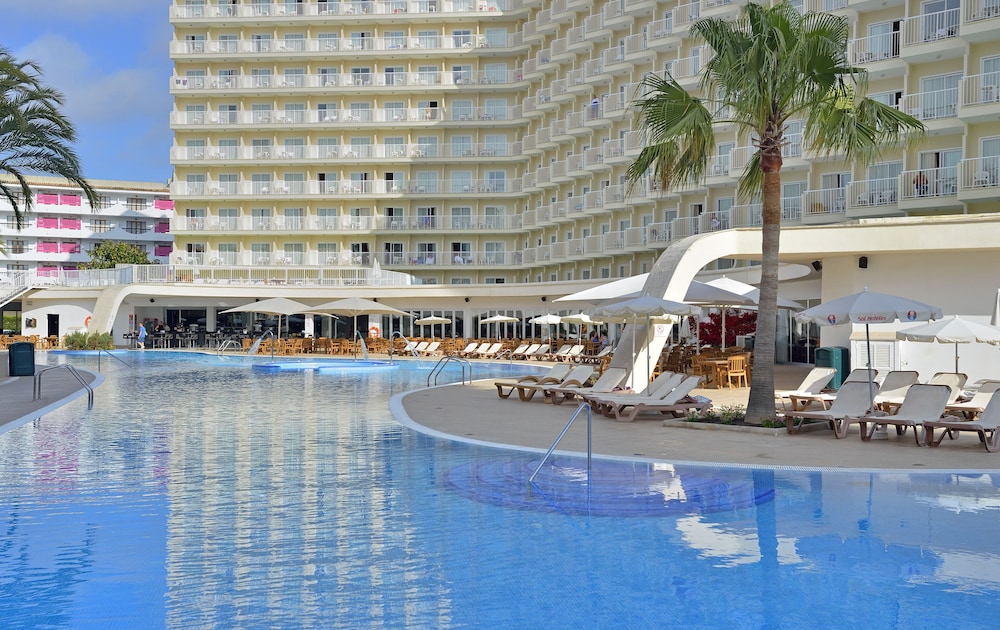Room, Pool View (Sol, 2+1) thumbnail 5