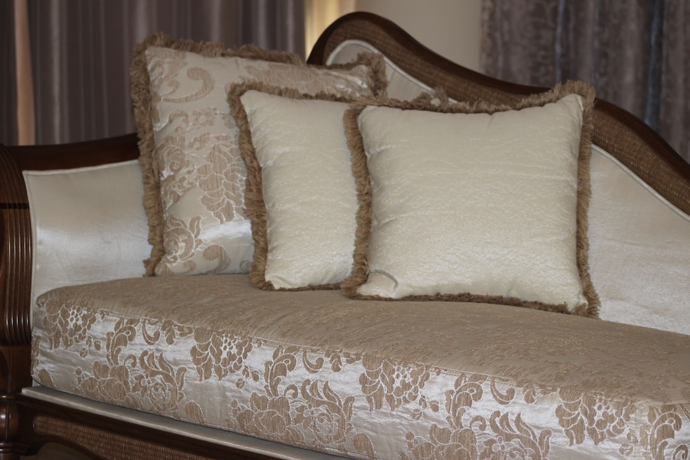 Suite (Imperial) photo 3