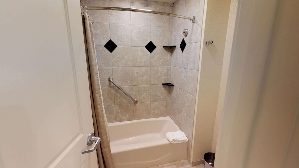 Suite, 1 King Bed, Non Smoking, Fireplace (Bunk beds) - Photo 5