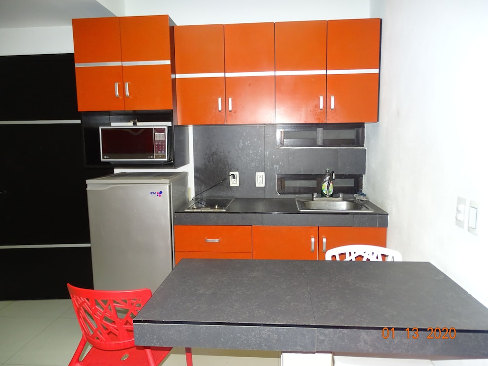 Standard Studio - Photo 1