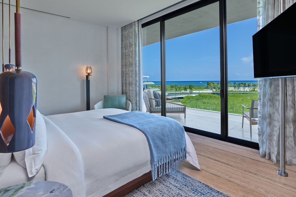 Suite, 1 King Bed, Ocean View (Terrace) - Photo 1