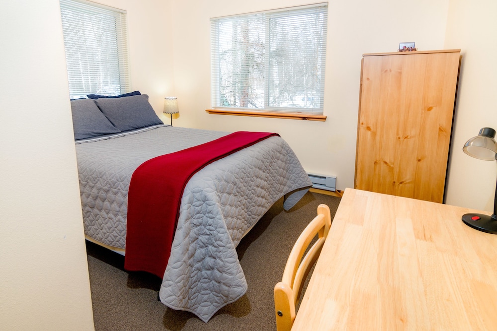Standard Room, 1 Double Bed, Private Bathroom photo 1