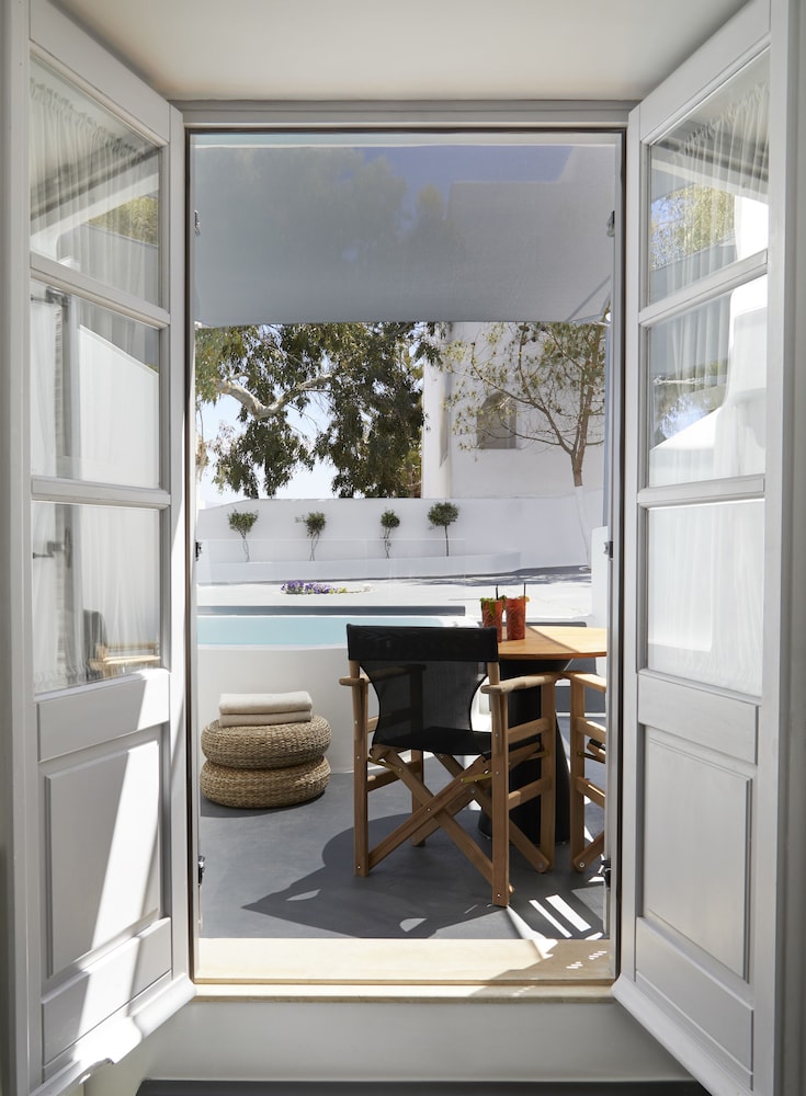 Suite, Hot Tub, Garden View (Elegant) - Photo 2
